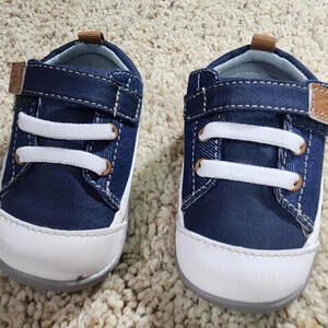 NEW See Kai Run Blue Baby First Walkers Sneaker Size 5.5